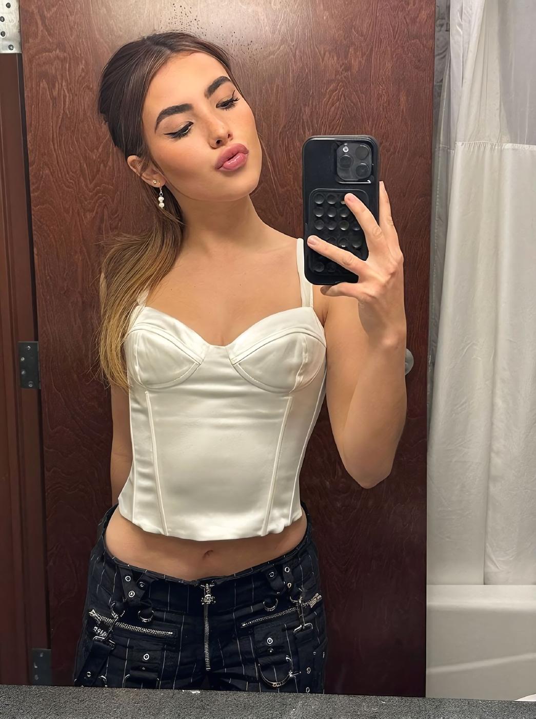 andrea botez sexy outfit mirror selfies set leaked wlmyld