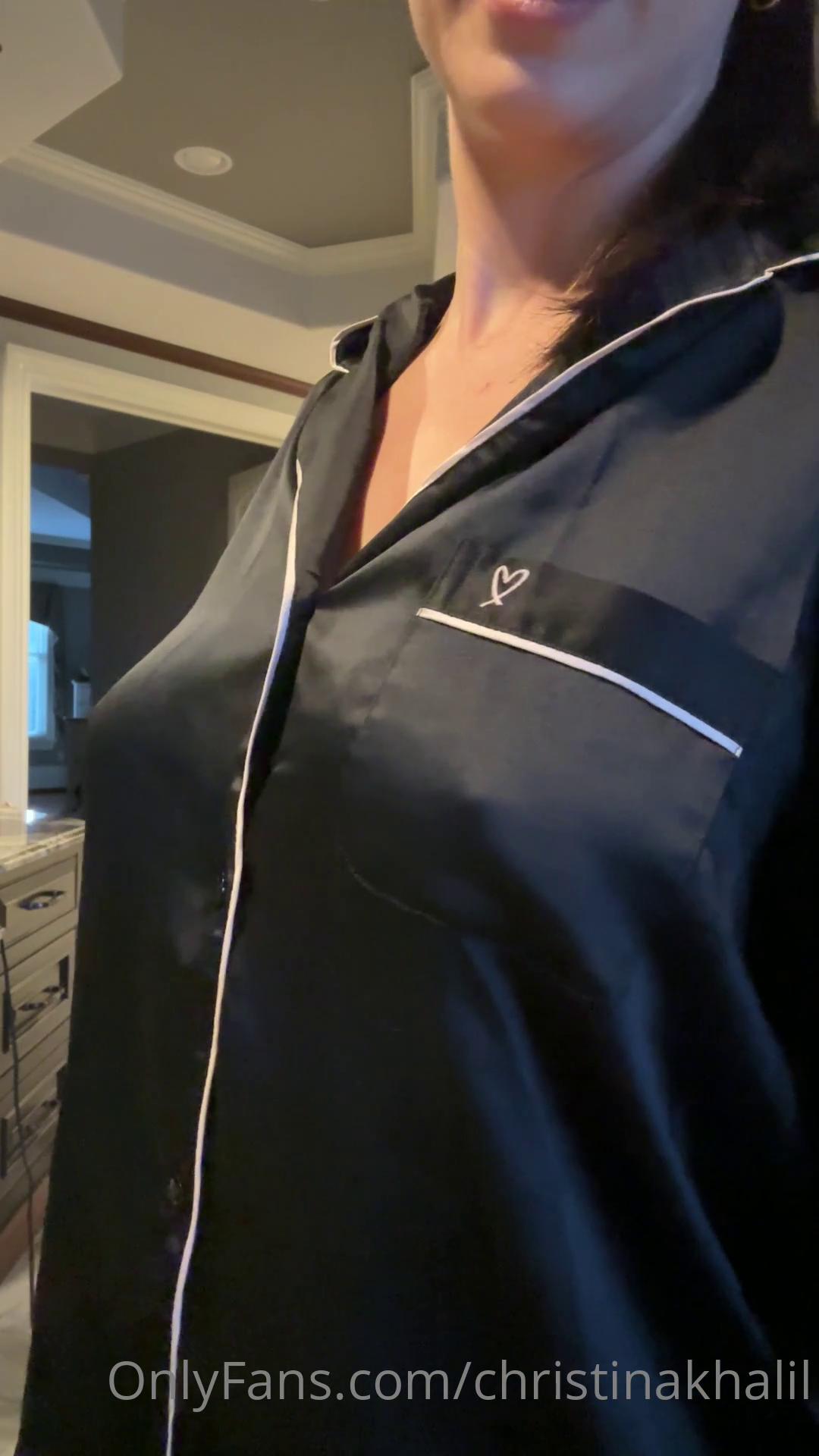 christina_khalil_getting_ready_for_bed_onlyfans_video_leaked-omnuhr christina khalil getting ready for bed onlyfans video leaked omnuhr