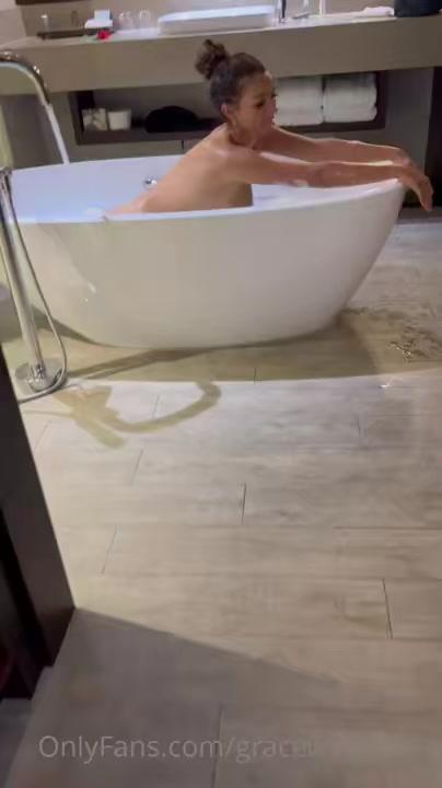 gracewearslace_nude_bath_cunnilingus_onlyfans_video_leaked-hadxna gracewearslace nude bath cunnilingus onlyfans video leaked