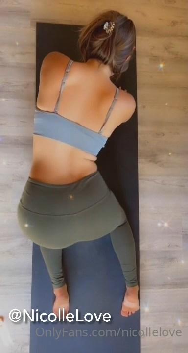 nicolle off grid nipple slip yoga onlyfans video leaked eclqdc