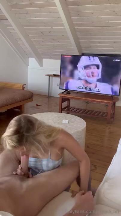 trippie_bri_football_game_blowjob_onlyfans_video_leaked-ffuytz trippie bri football game blowjob onlyfans video leaked ffuytz