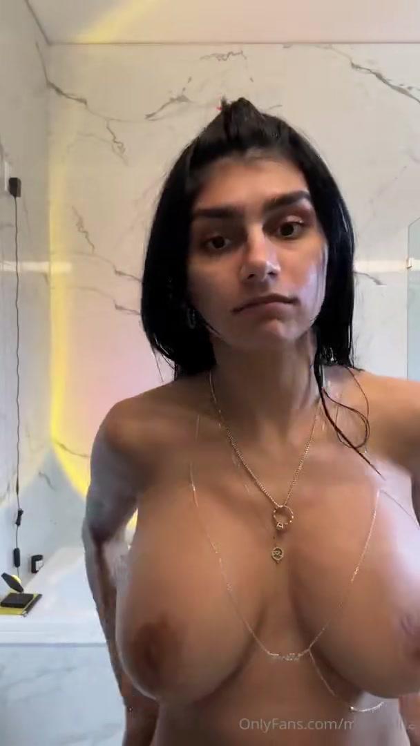 mia_khalifa_nude_bathroom_livestream_onlyfans_video_leaked-hnfedf mia khalifa nude bathroom livestream onlyfans video leaked hnfedf