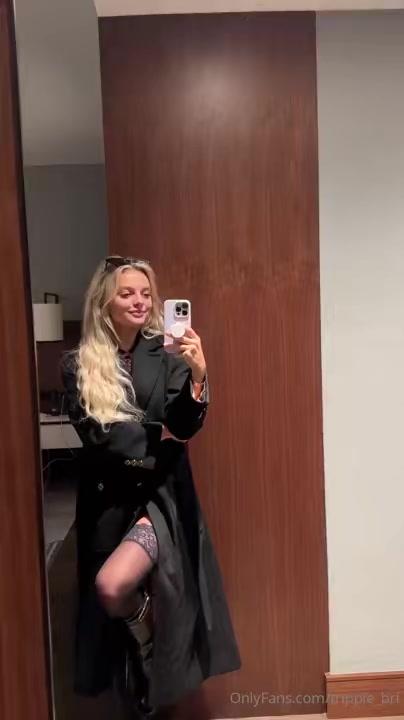 trippie_bri_nude_lingerie_blowjob_onlyfans_video_leaked-hpfmld trippie bri nude lingerie blowjob onlyfans video leaked hpfmld