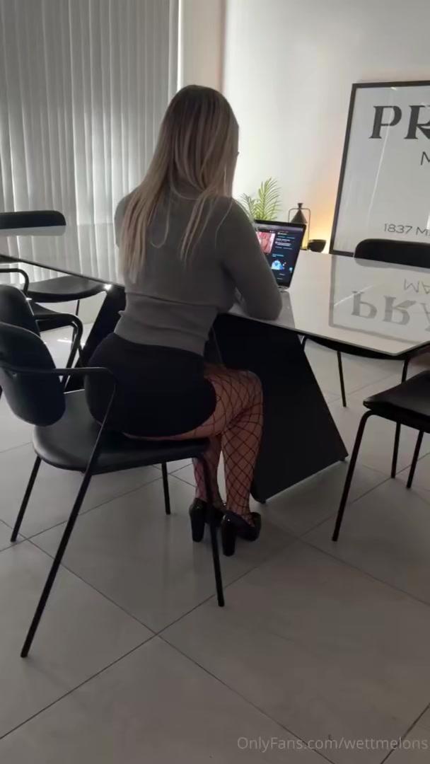 wettmelons nude pov secretary blowjob onlyfans video leaked