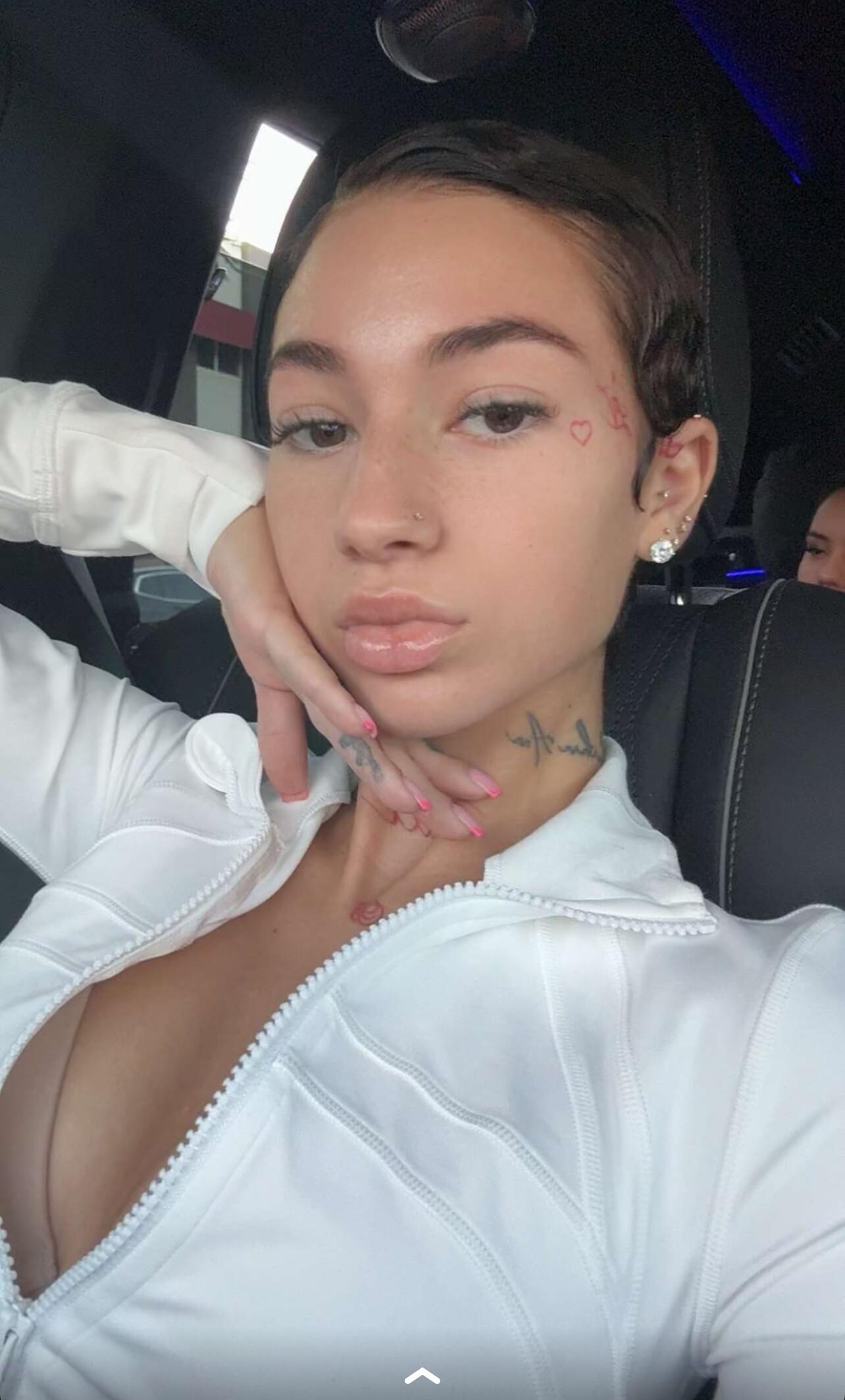 bhad_bhabie_sexy_cleavage_tight_outfit_onlyfans_set_leaked-jdahez bhad bhabie sexy cleavage tight outfit onlyfans set leaked jdahez
