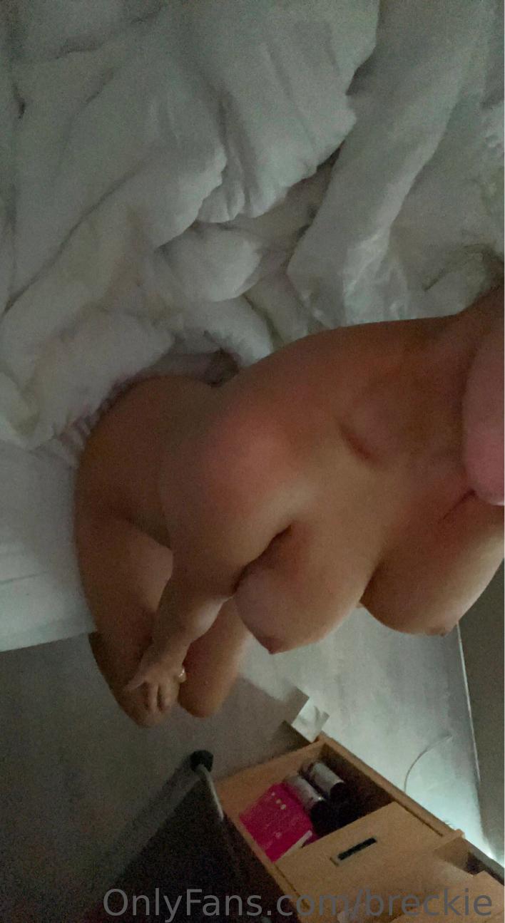breckie_hill_nude_overhead_selfies_onlyfans_set_leaked-isxigw breckie hill nude overhead selfies onlyfans set leaked