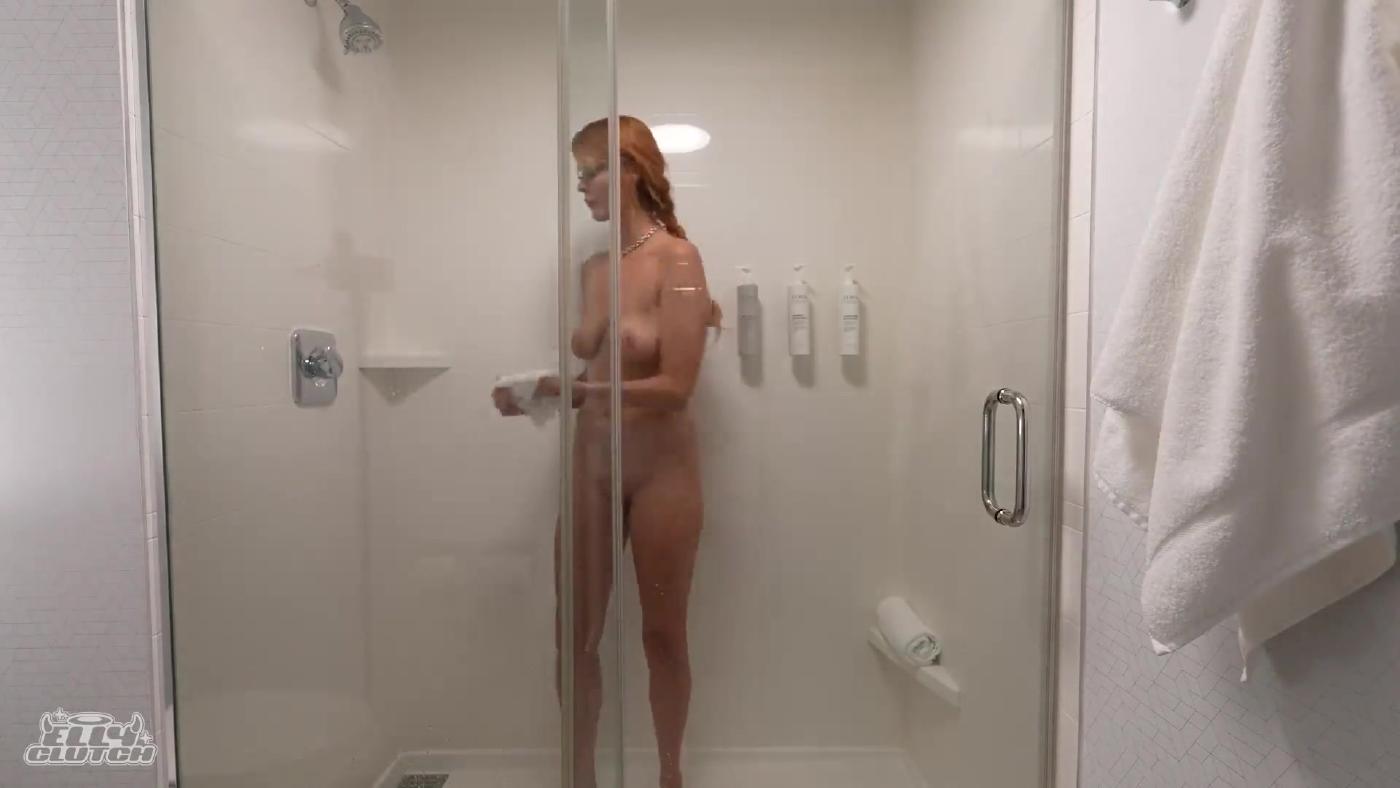 elly_clutch_nude_hotel_room_intruder_onlyfans_video_leaked-yfolat elly clutch nude hotel room intruder onlyfans video leaked yfolat