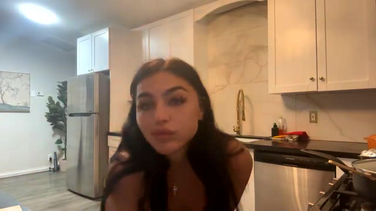 emily rinaudo nude kitchen onlyfans livestream leaked ulbmcn