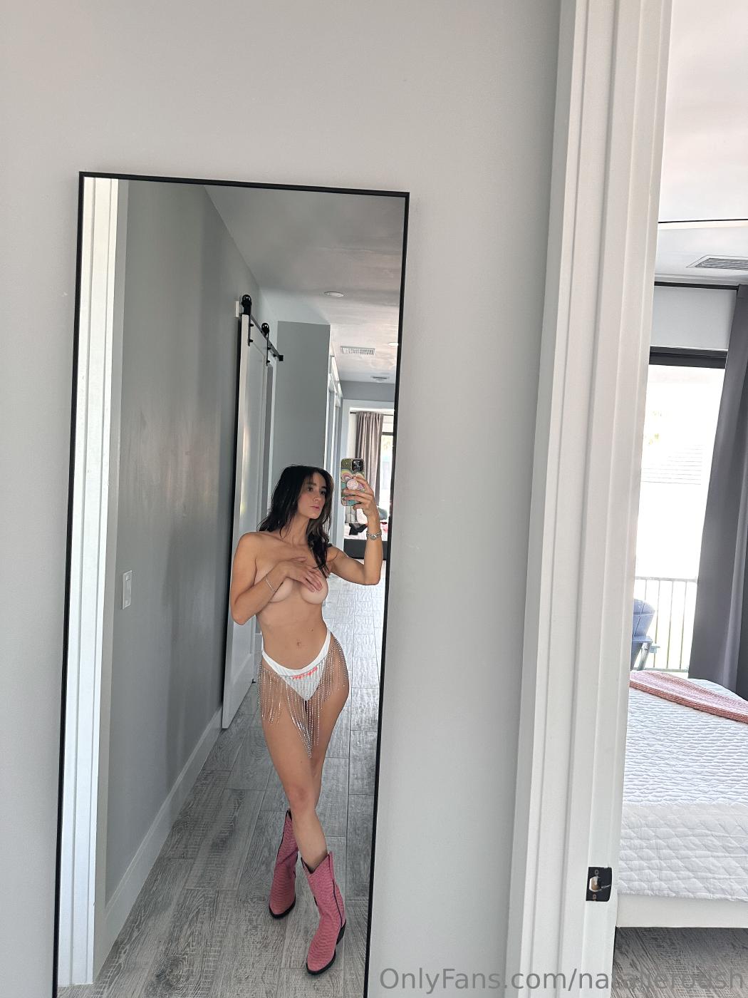 natalie roush topless handbra mirror onlyfans set leaked eraduv